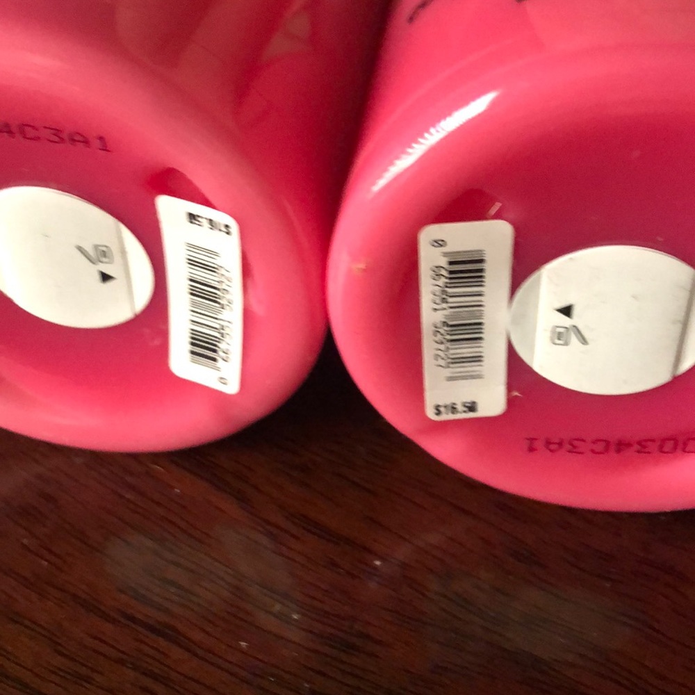 Vs pink grapefruit lotion set of two NWT - Picture 3 of 4